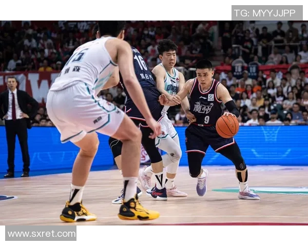 CBA新疆队与广州队精彩对决视频回放全程回顾与分析 CBA新疆队与广州队精彩对决视频回放全程回顾与分析